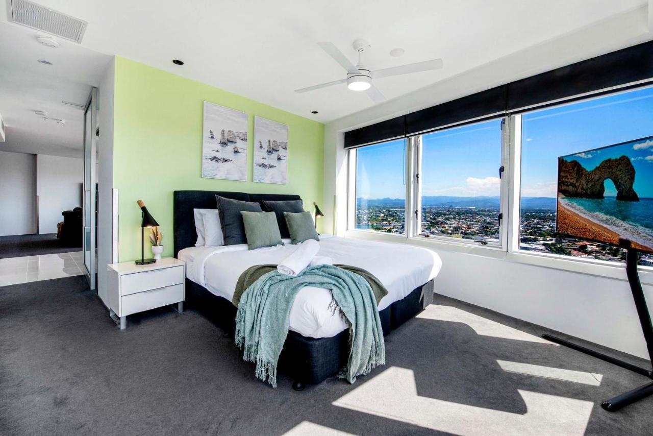 Q Tower At Surfers Paradise - Self Contained Apartments Gold Coast Exterior photo