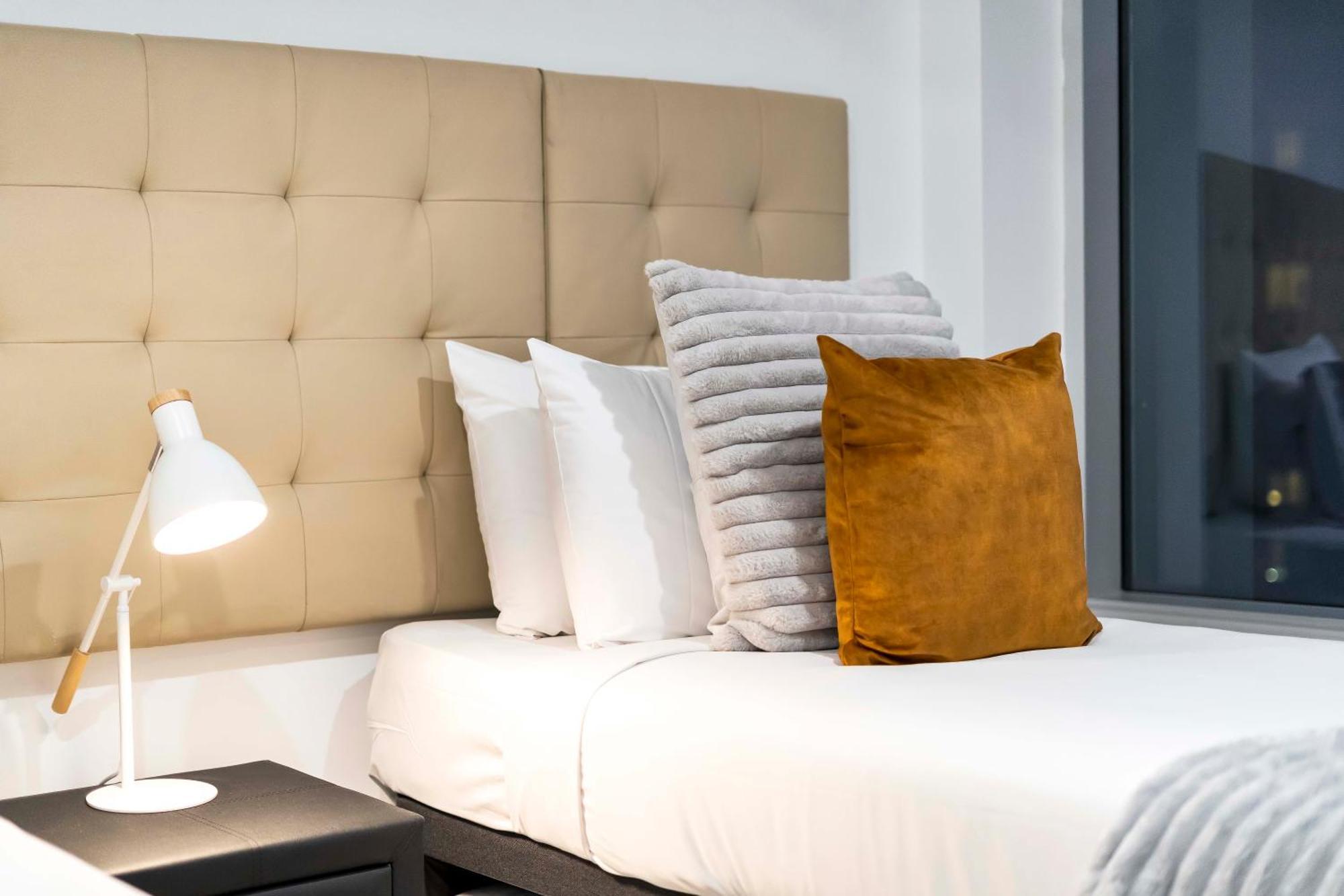 Q Tower At Surfers Paradise - Self Contained Apartments Gold Coast Exterior photo