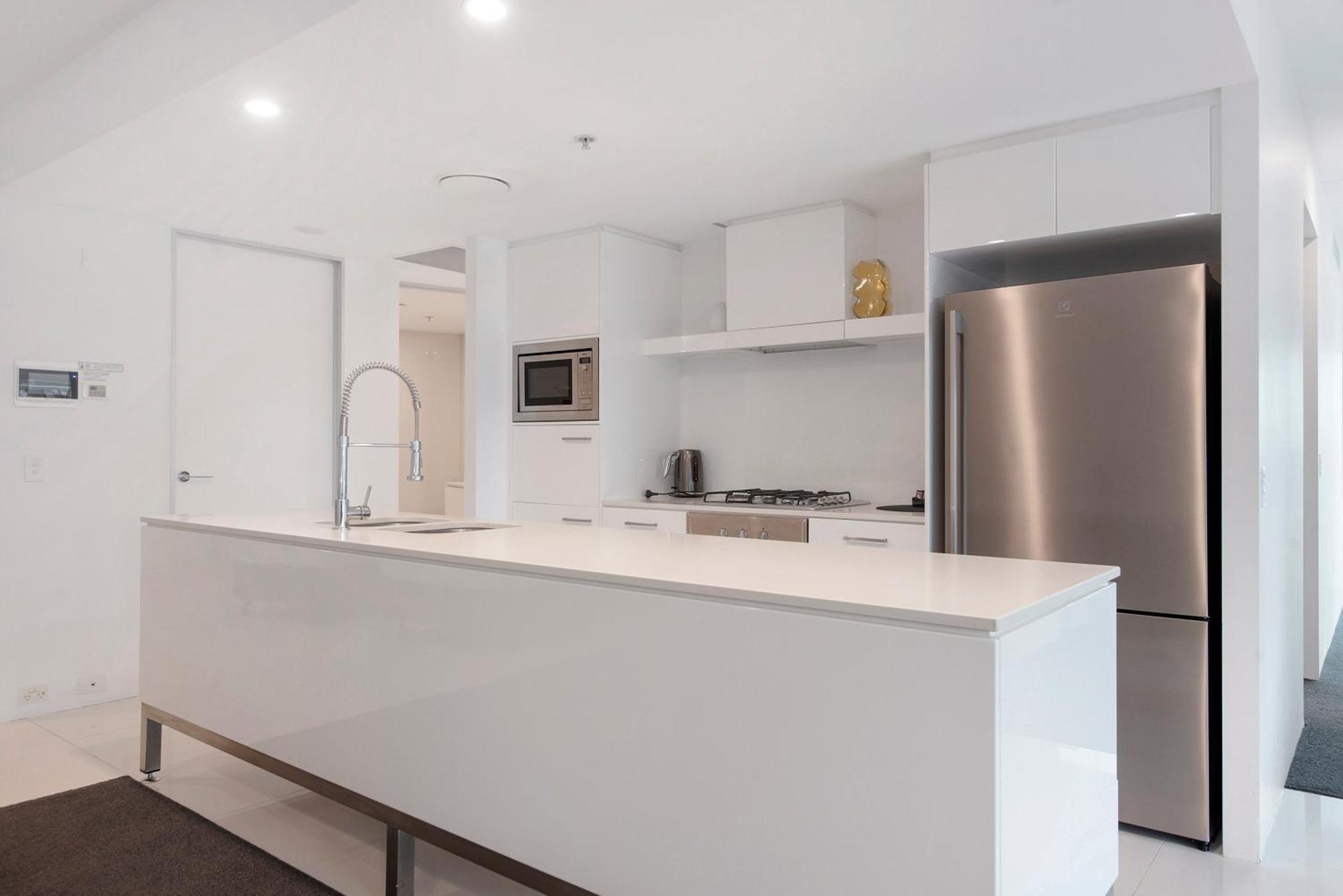 Q Tower At Surfers Paradise - Self Contained Apartments Gold Coast Exterior photo