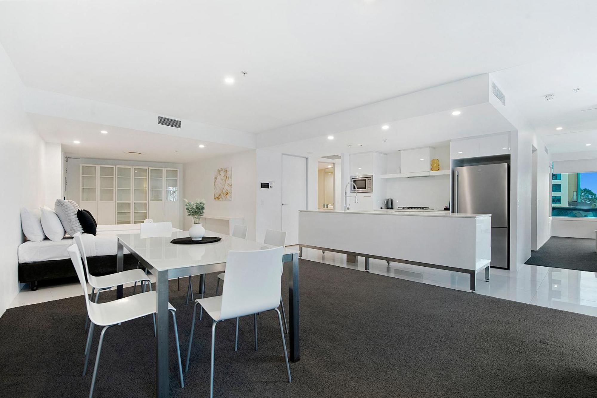 Q Tower At Surfers Paradise - Self Contained Apartments Gold Coast Exterior photo